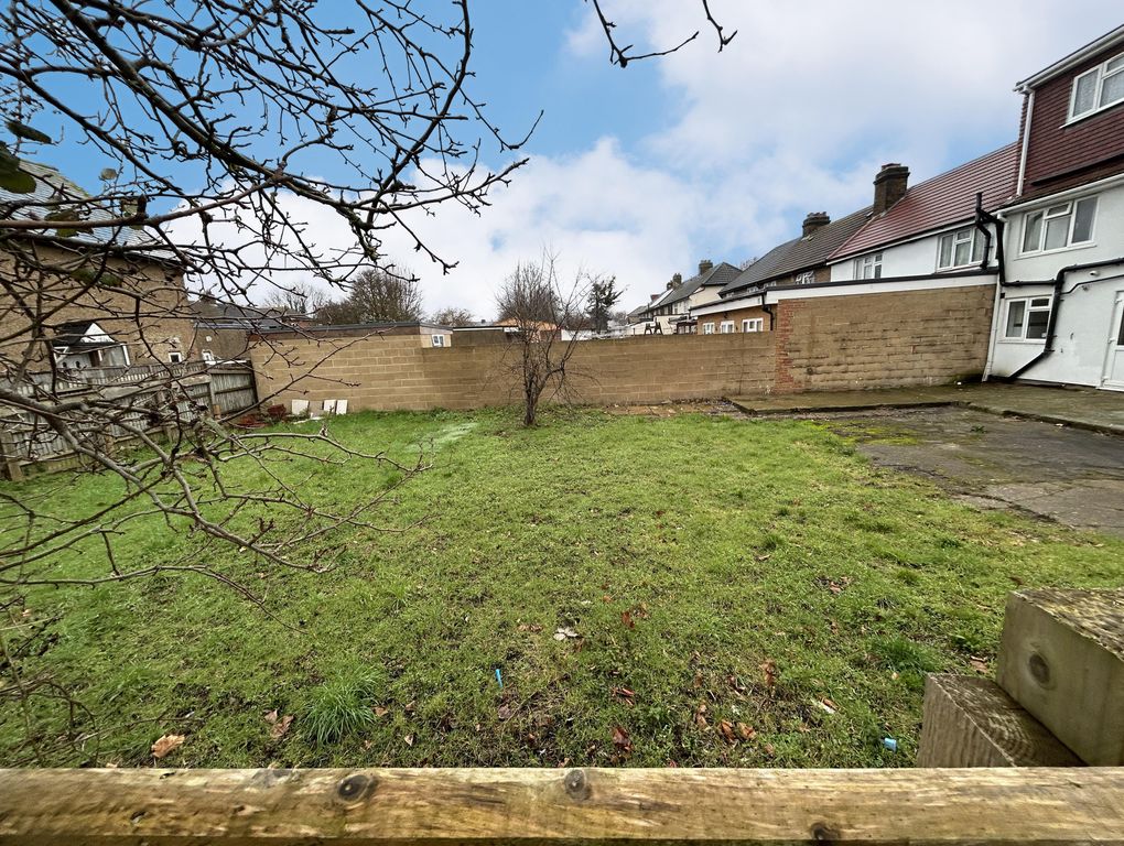 Property photo 1 of 8 Img_5587[1].Jpg