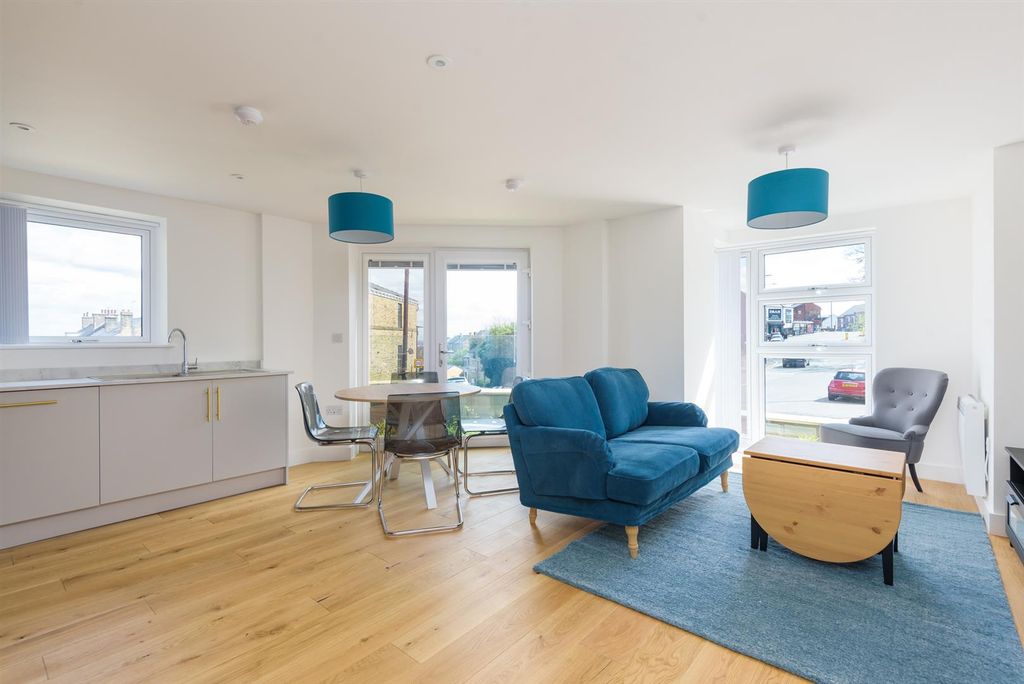 Property photo 2 of 17 Untitled-9.Jpg