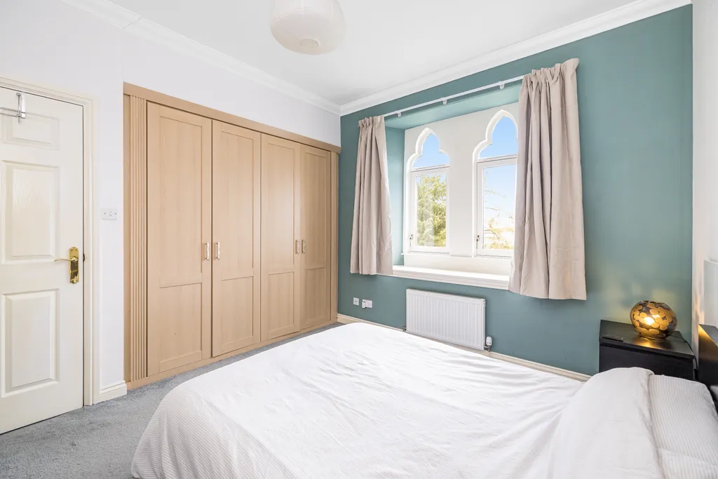 House in Edinburgh, Liberton - More