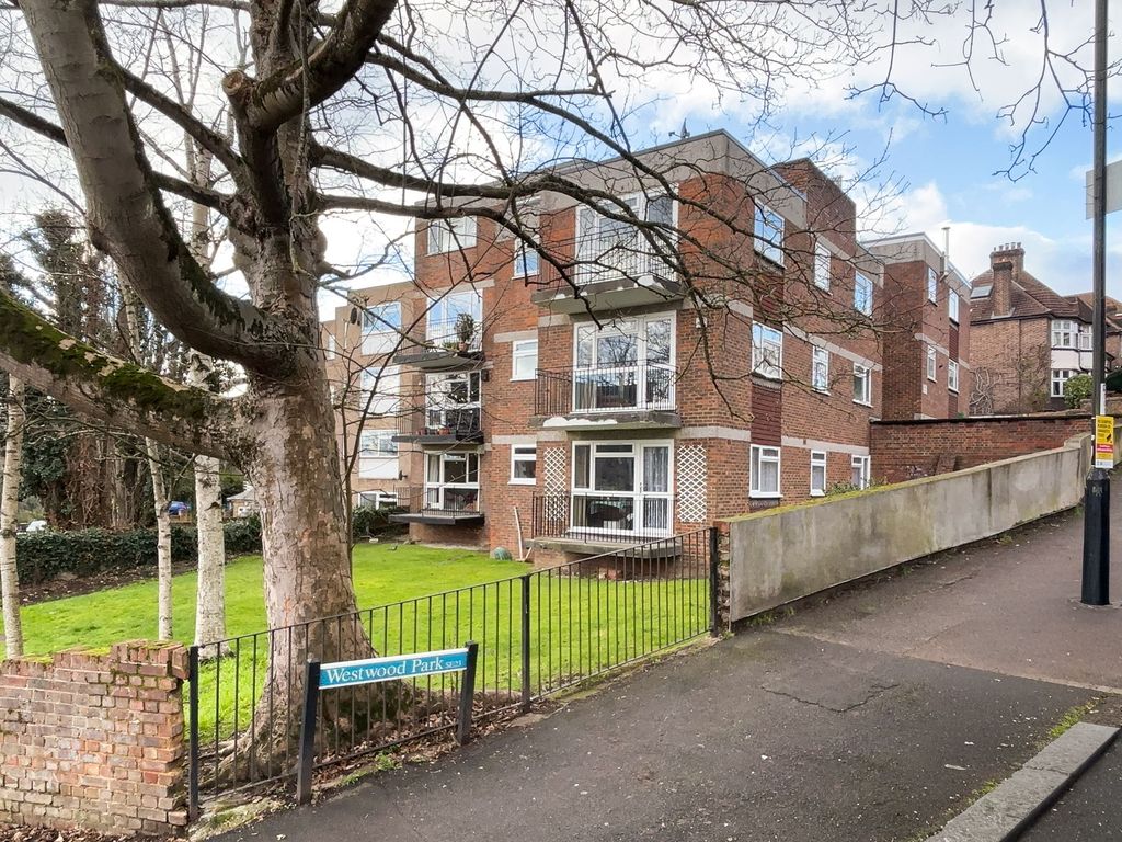 Property photo 3 of 10