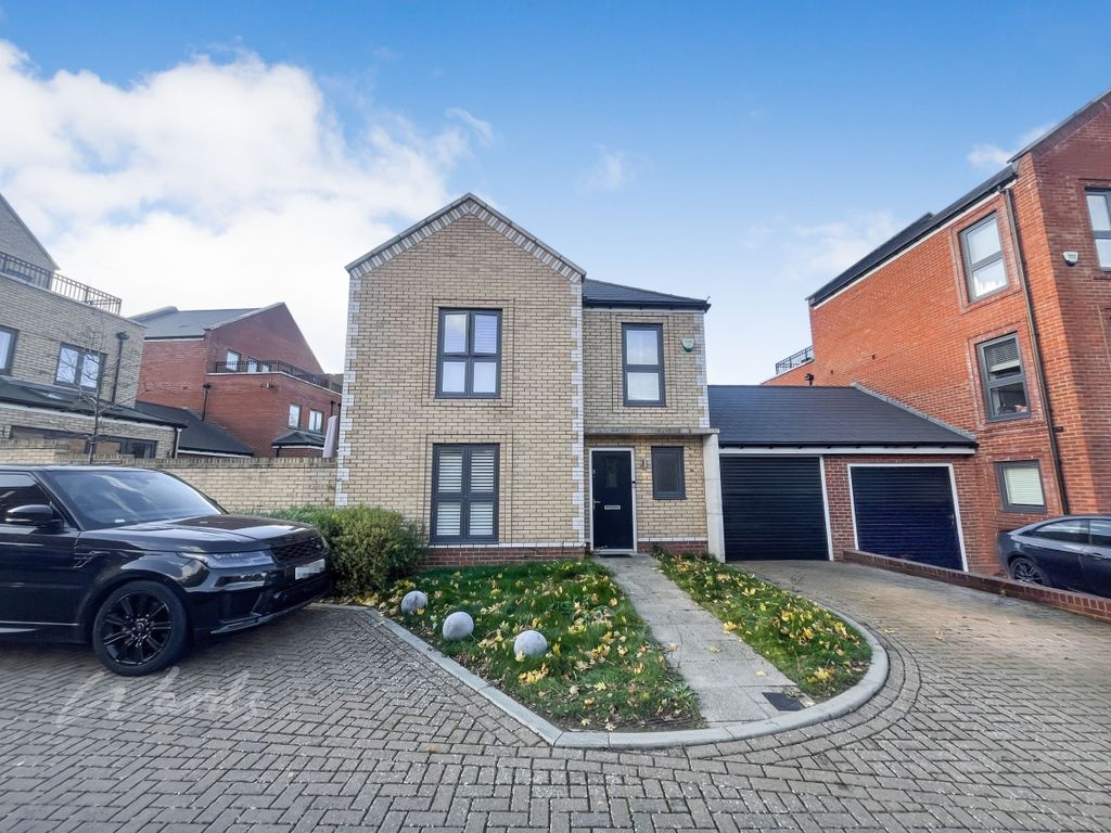 Property photo 1 of 24 Tlc_d2743018-E134...