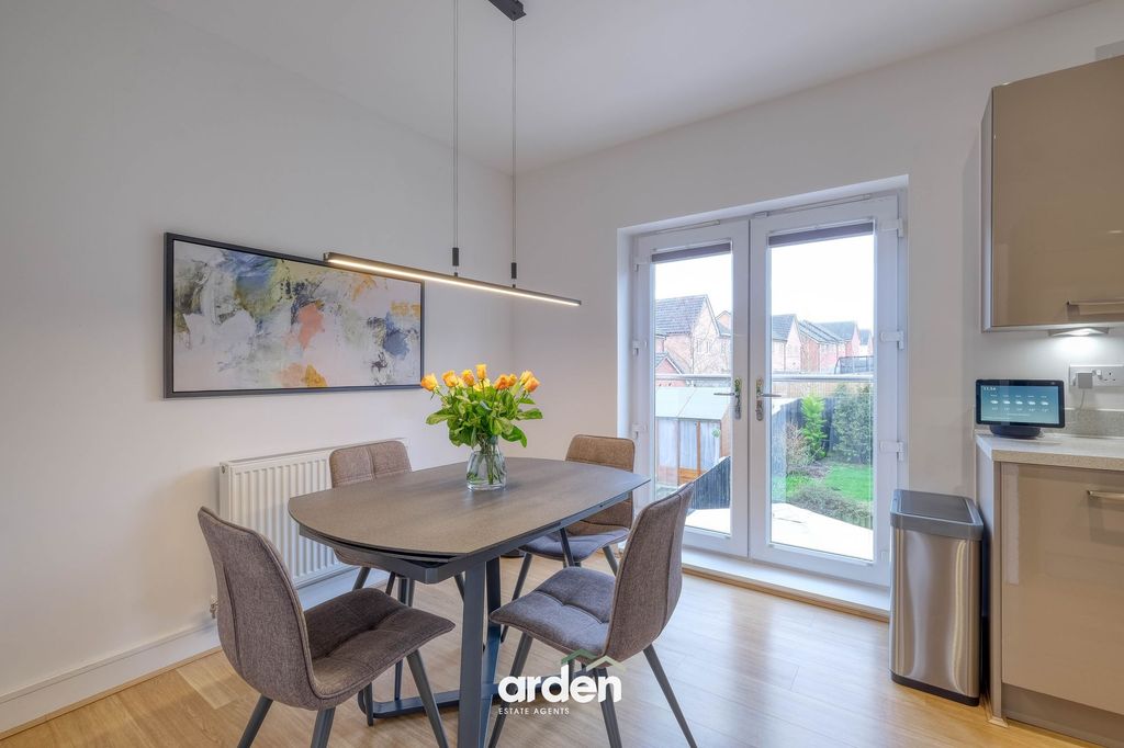 Property photo 3 of 22