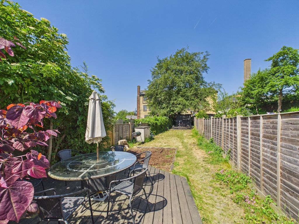 Property photo 3 of 13 Garden