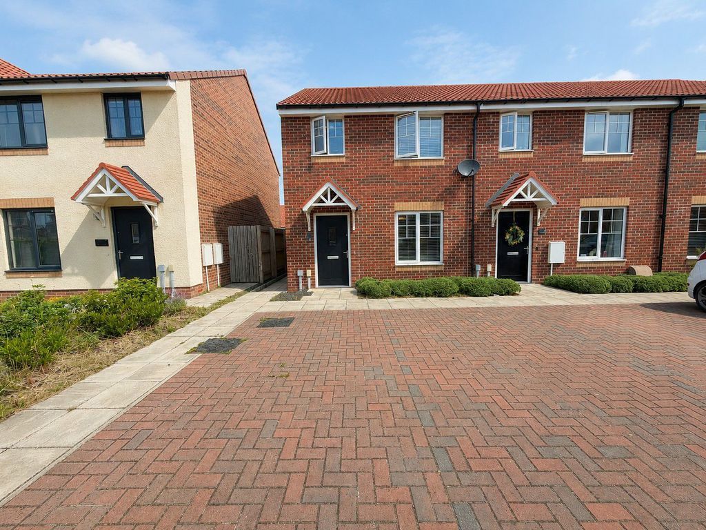 Property photo 2 of 14 External