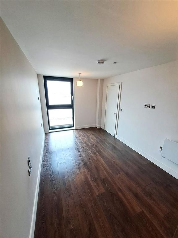 Property photo 1 of 10 1000019045.Jpg