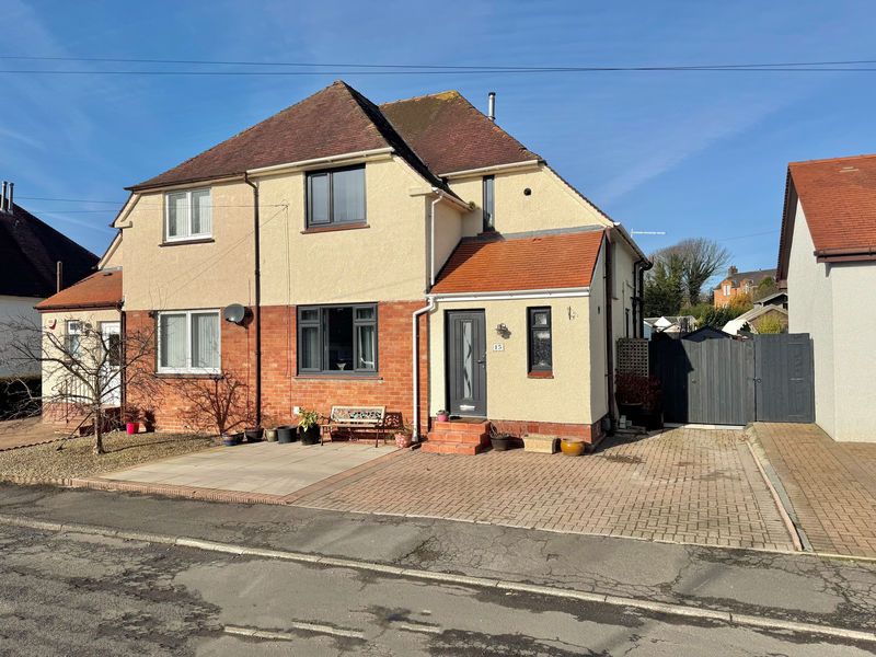 Property photo 1 of 17 Photo 18