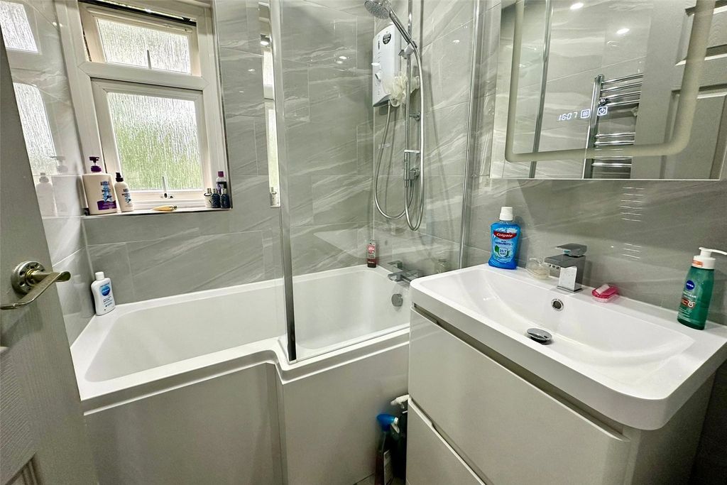 Property photo 2 of 10 Picture No. 08