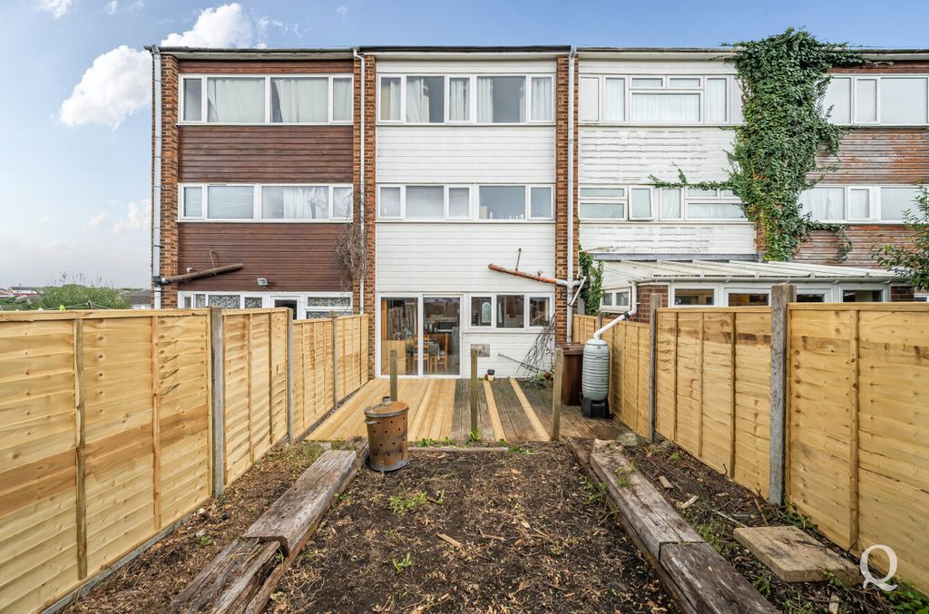 Property photo 3 of 23 Ca559Dde-ee2F-431...