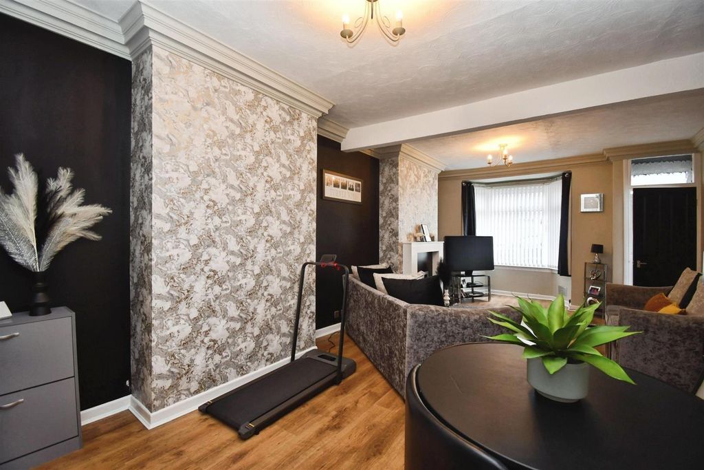 Property photo 2 of 13 User_Edited_Photo-5d54A2E0_User-Edited-A50Cf3d2-25