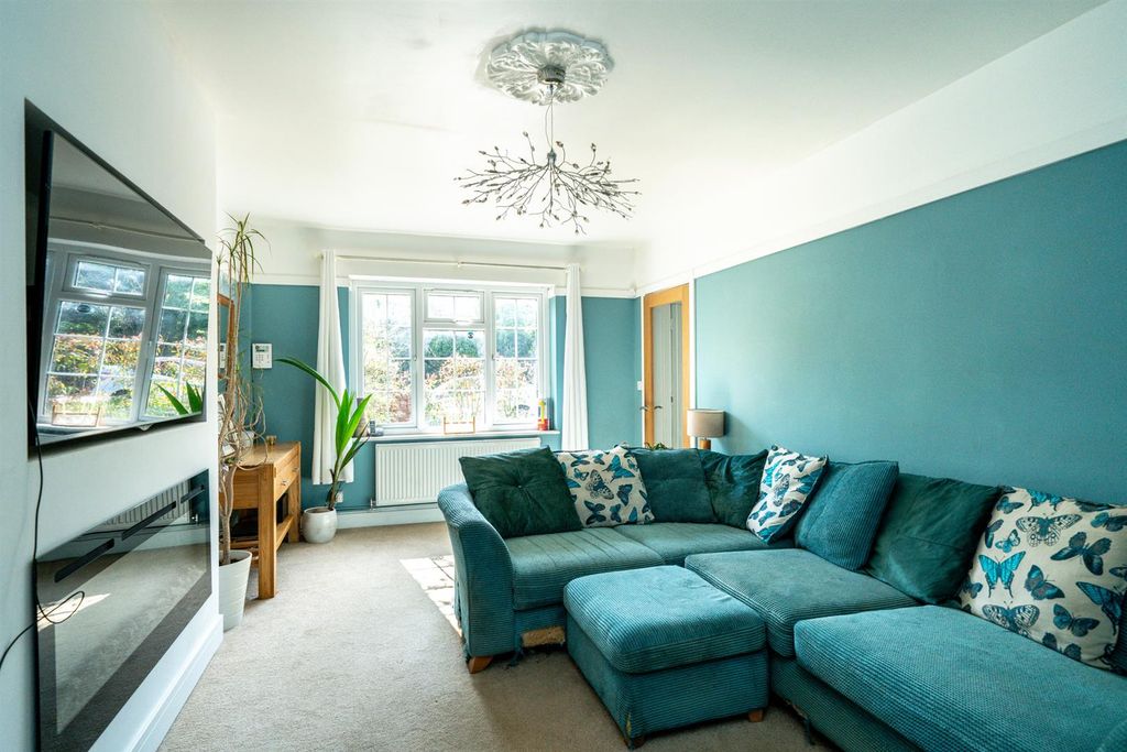 Property photo 2 of 36 26-Oaklands-Lane-2019.Jpg