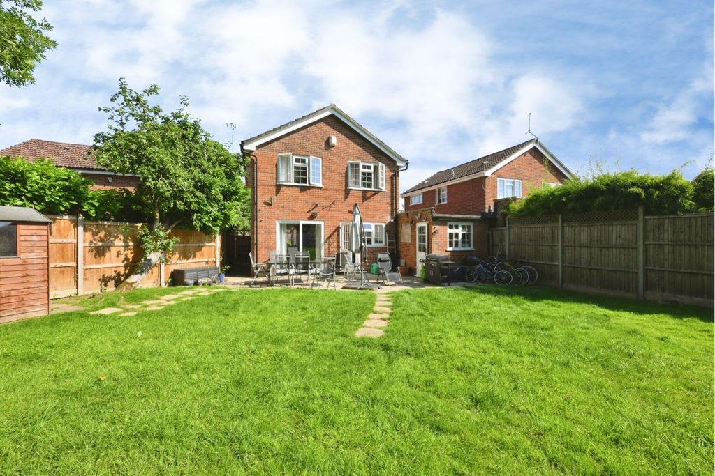 Property photo 1 of 12