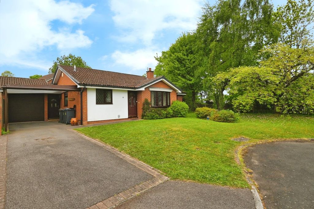 Property photo 1 of 20 8Lydiacroft22.Jpg