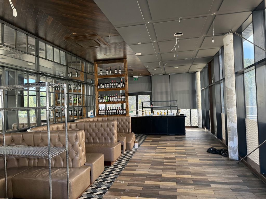 Property photo 3 of 8 Img_5943.Jpg