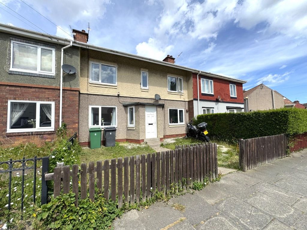Property photo 1 of 11 Front