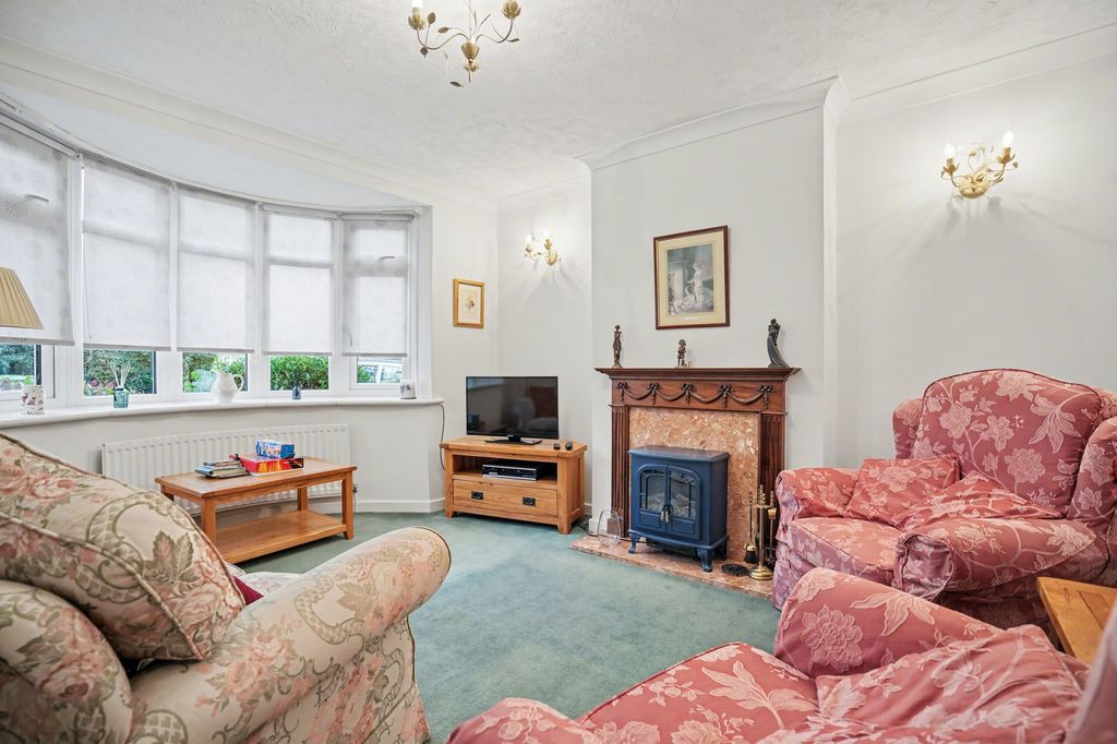 Property photo 3 of 21