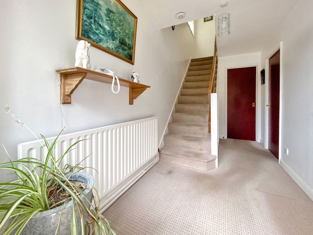 Property photo 3 of 13