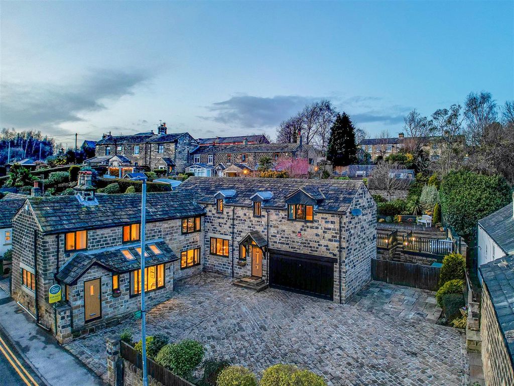 Property photo 1 of 28