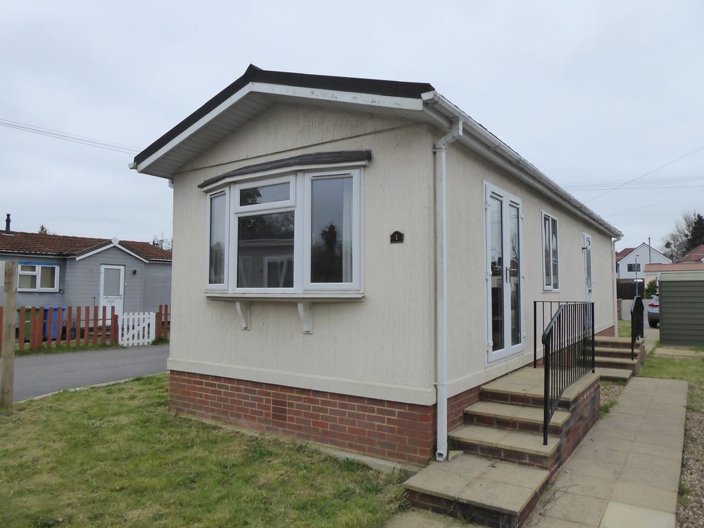 Property photo 1 of 11