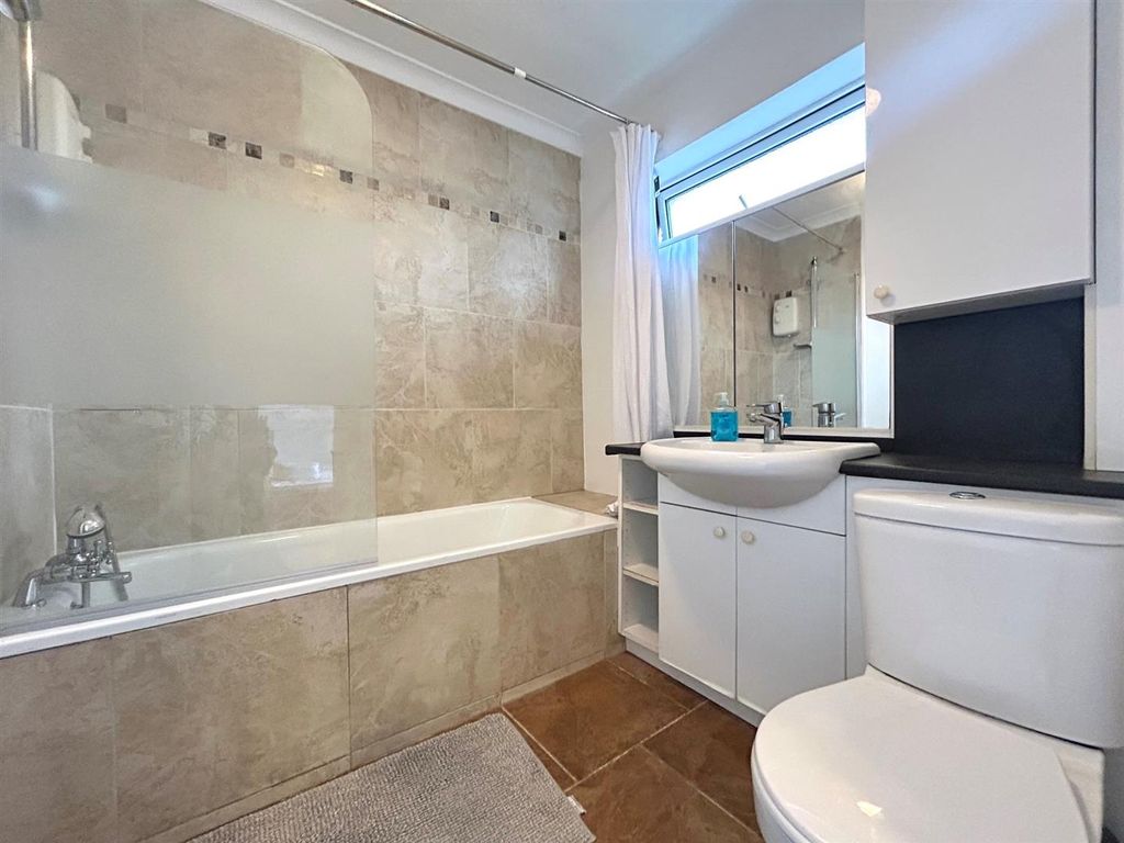Property photo 2 of 9 Bathroom 1.Jpg