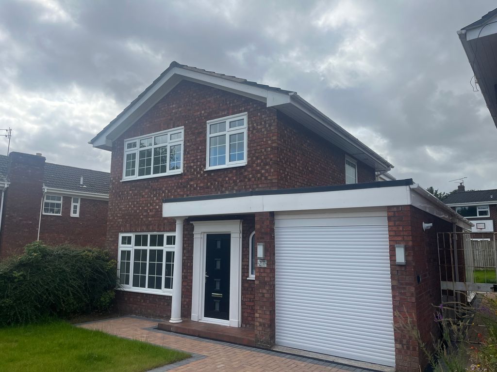 Property photo 2 of 21