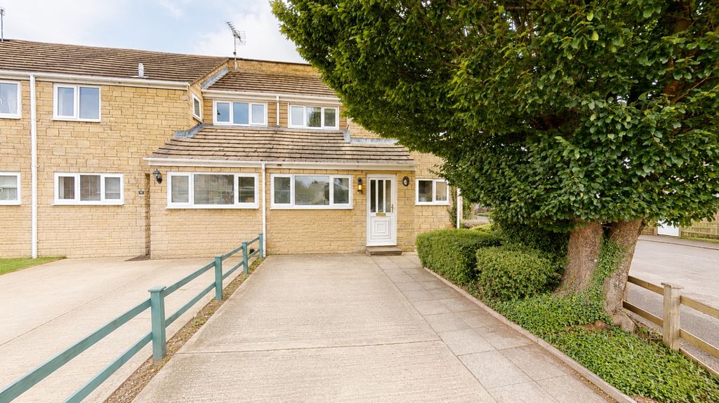 Property photo 1 of 17 Picture No. 30