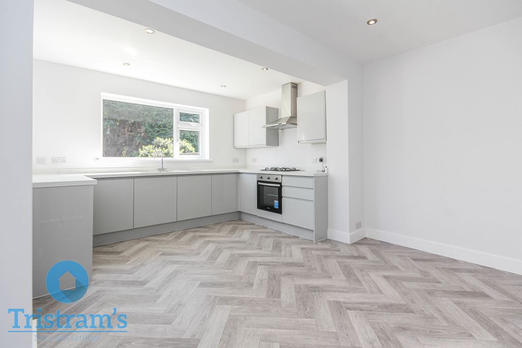 Property photo 3 of 17 Img_0369