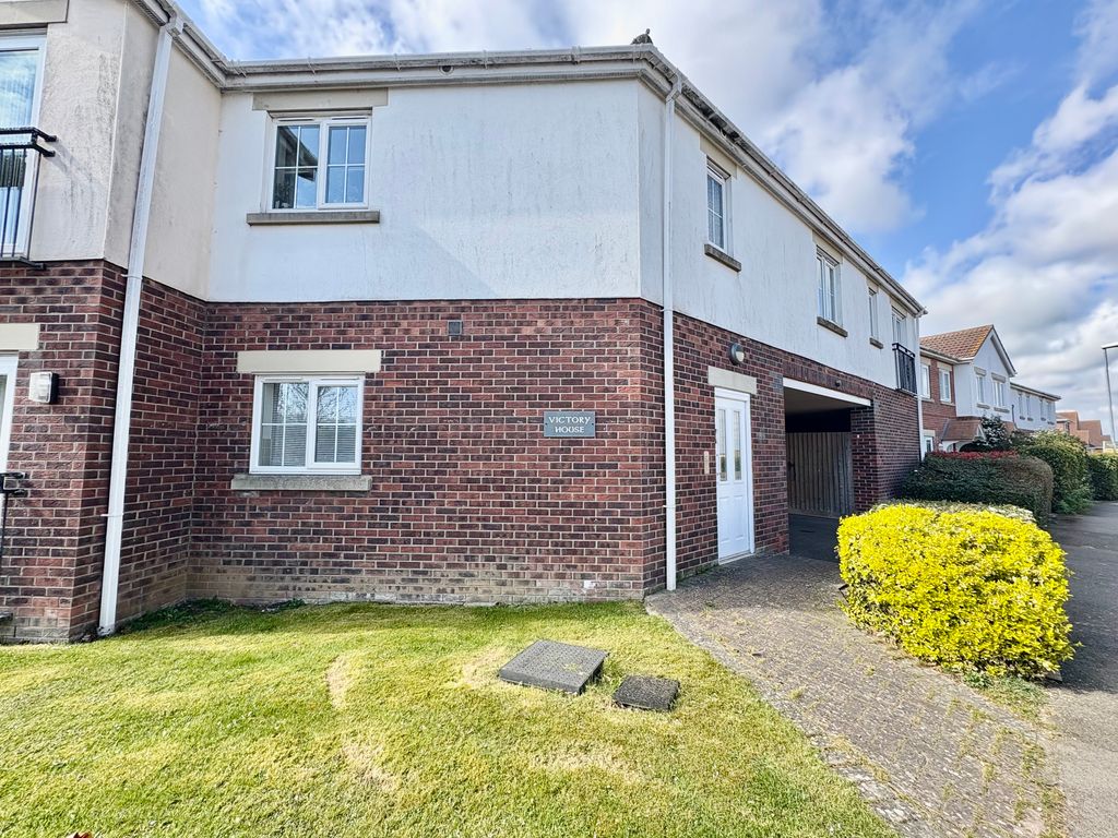 Property photo 1 of 6 Front