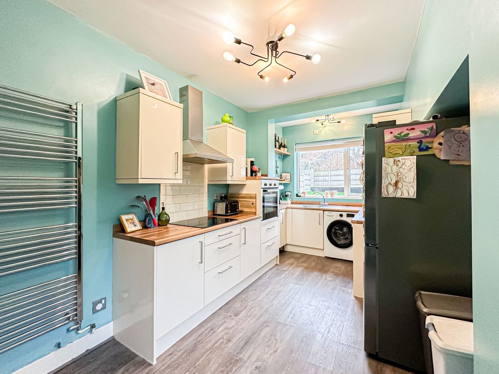 Property photo 2 of 23