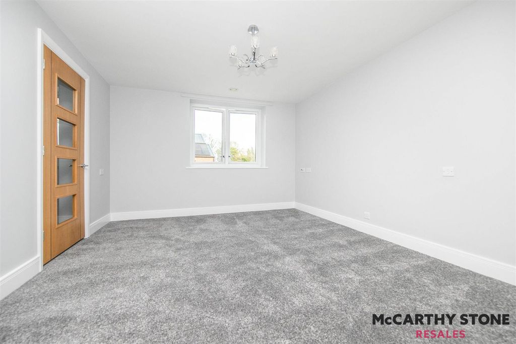 Property photo 2 of 17 Br-19.Jpg