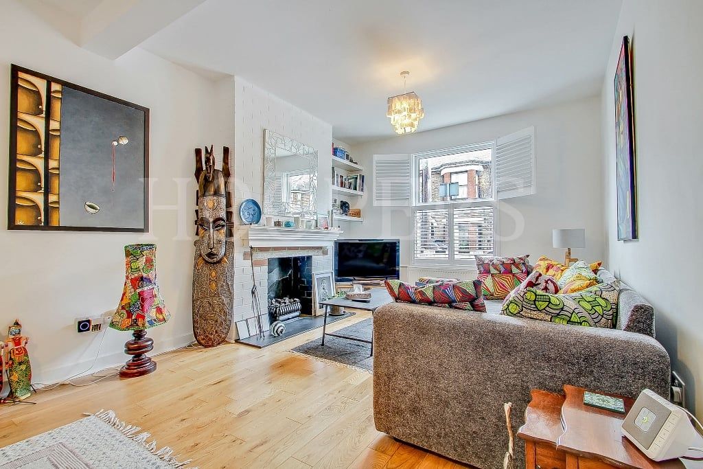 Property photo 1 of 17