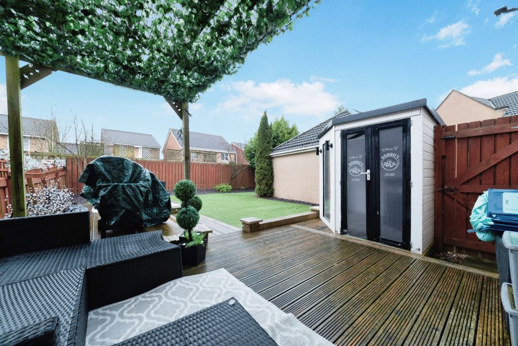 Property photo 3 of 17