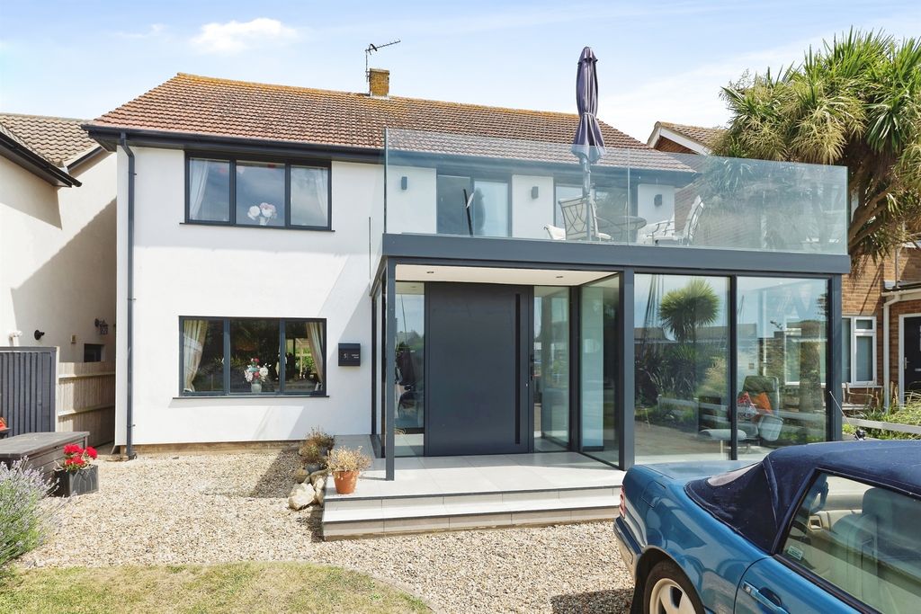 Property photo 1 of 24