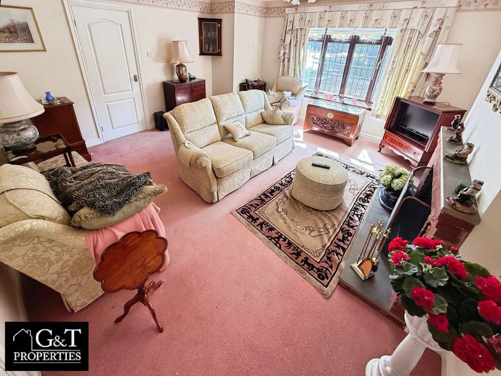 Property photo 3 of 24