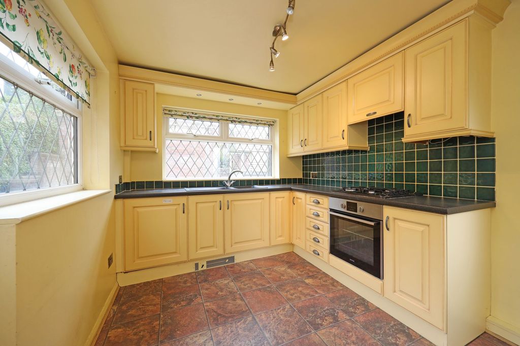 Property photo 3 of 22