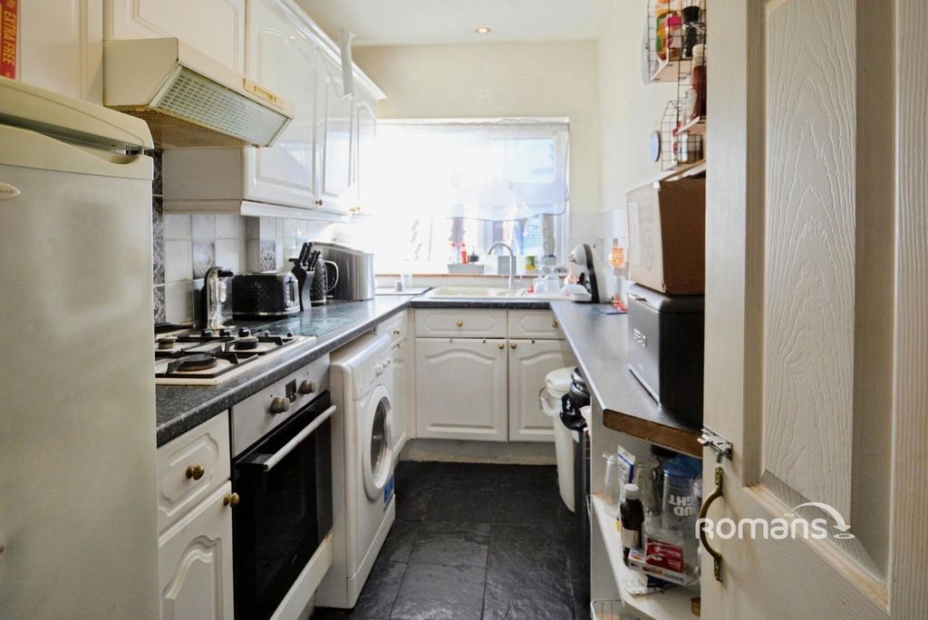 Property photo 3 of 9 Pbox-Img.Jpg