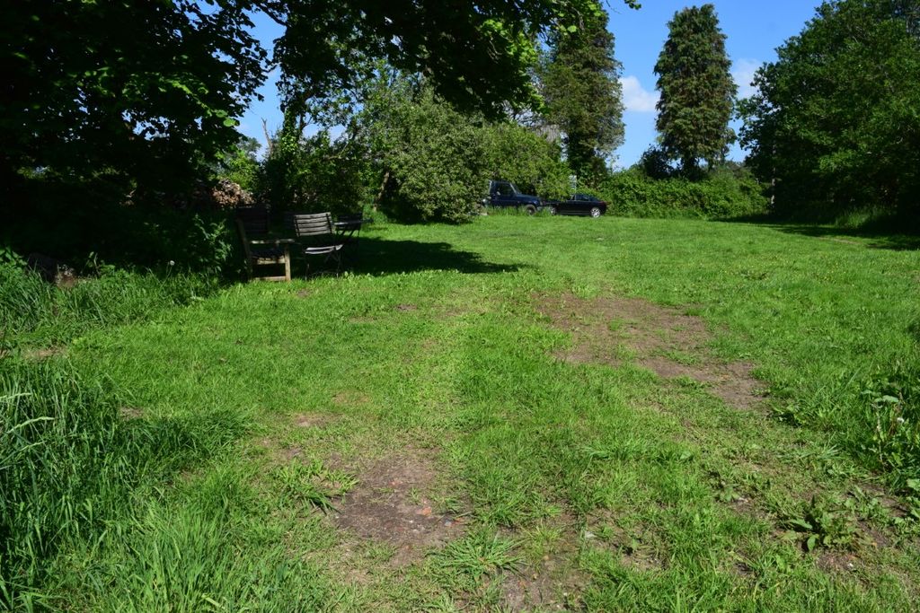 Property photo 3 of 20