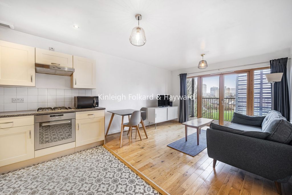Property photo 1 of 7 E3Fc8944-c14B-4392-8