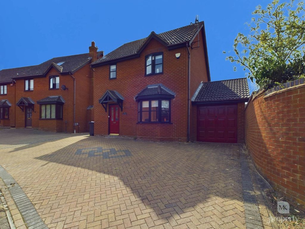 Property photo 1 of 19