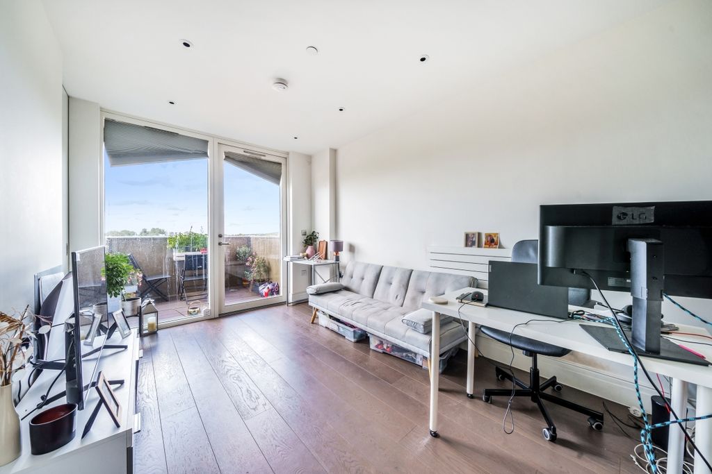 Property photo 3 of 14 1010937 (1)