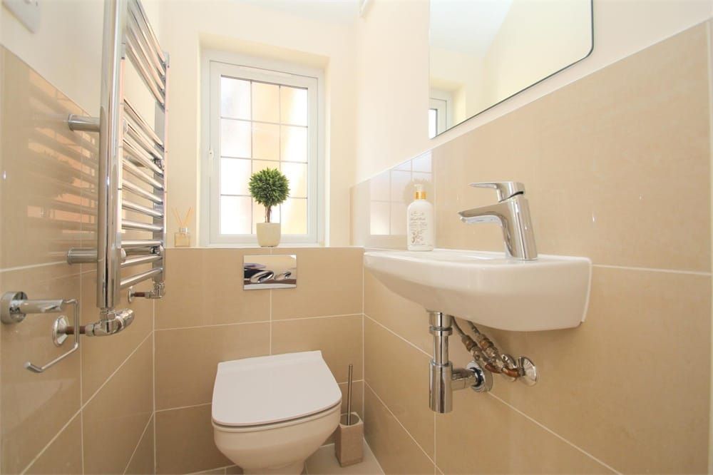 Property photo 3 of 8