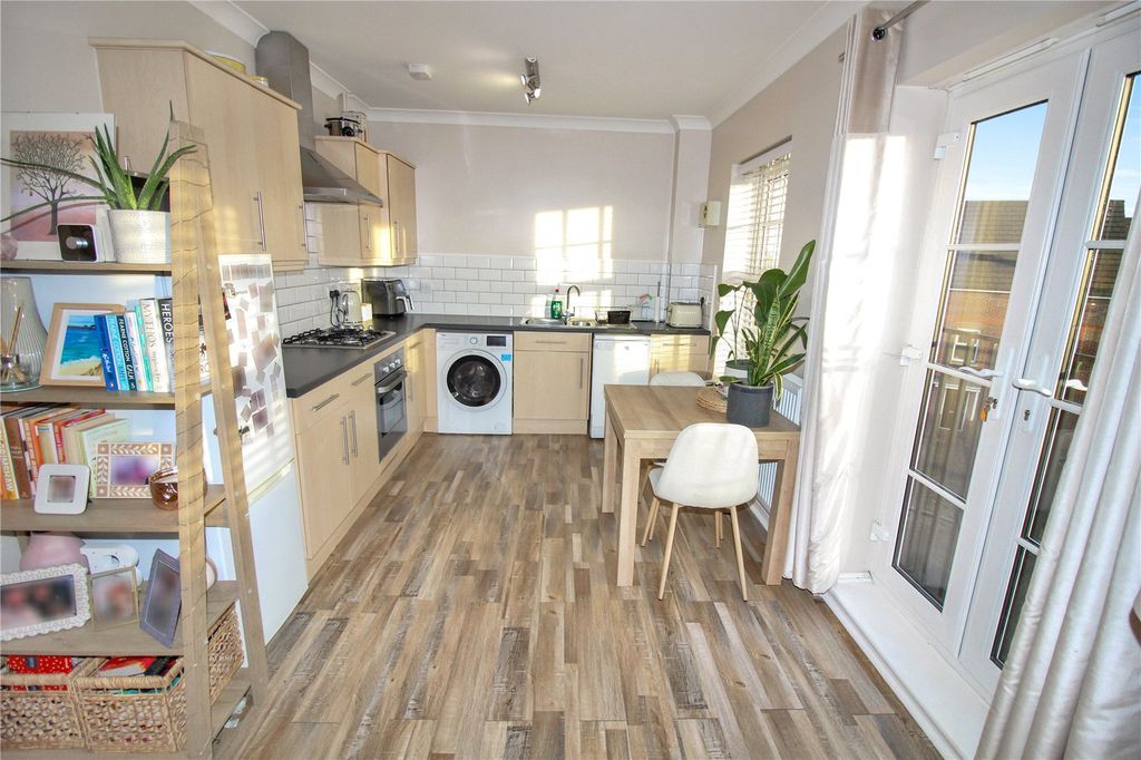 Property photo 3 of 11 Picture No. 09