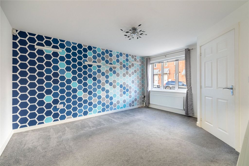 Property photo 2 of 19 Picture No. 20