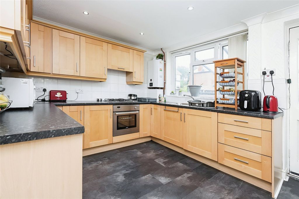 Property photo 3 of 13 Picture No. 04