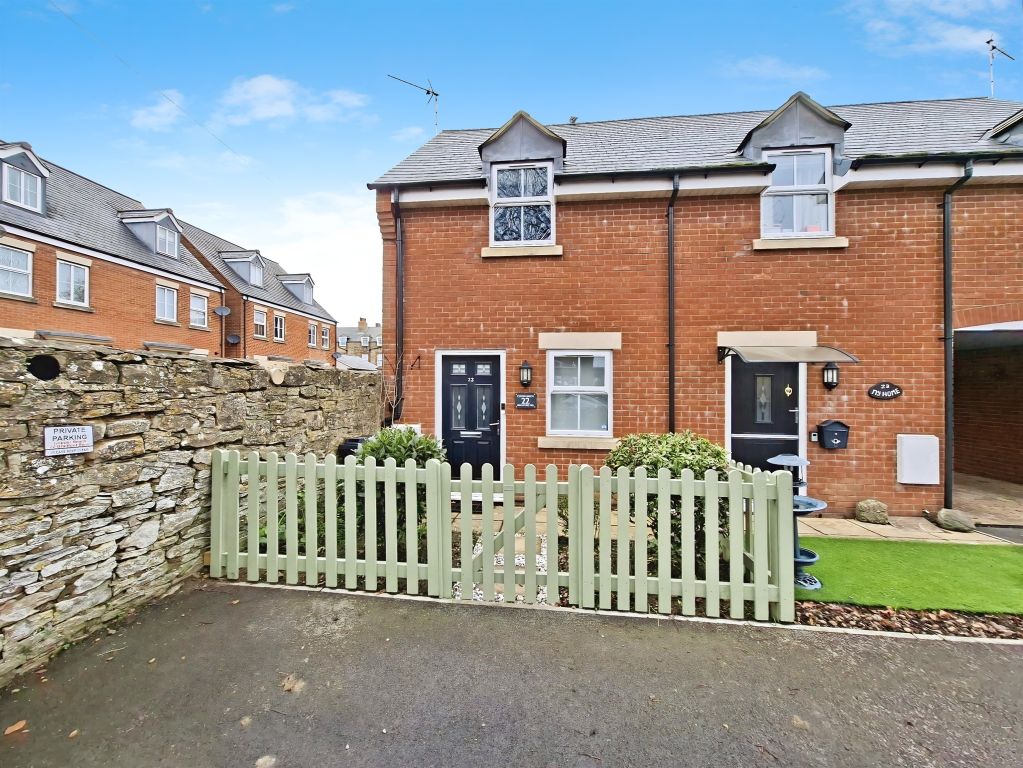 Property photo 1 of 11