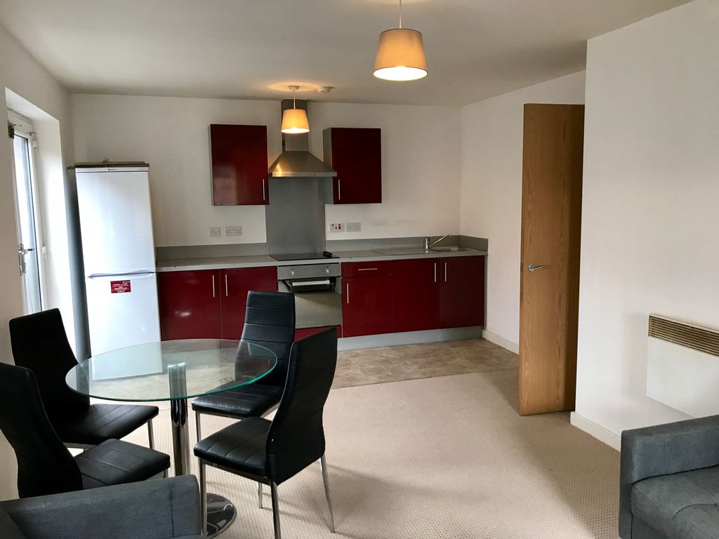 Property photo 3 of 10