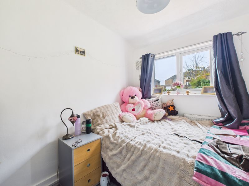 Property photo 3 of 14 Photo 4