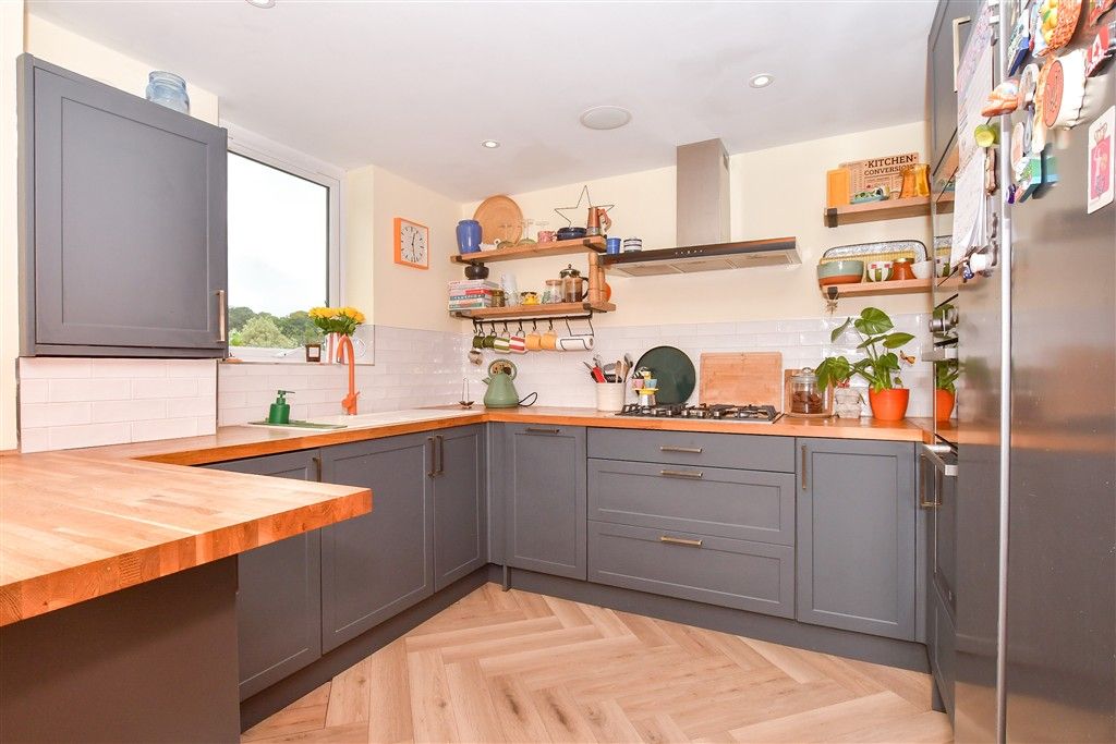 Property photo 2 of 13 Kitchen
