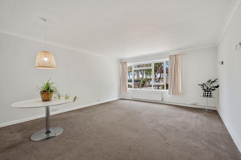 Property photo 3 of 12 Picture No. 12