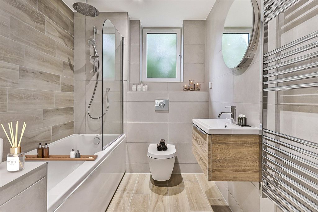 Property photo 3 of 6 Picture No. 05