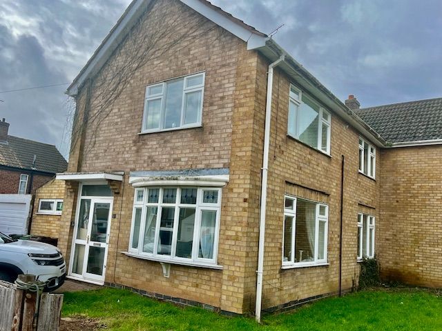 Property photo 1 of 2